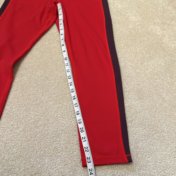 Zyia Active red and purple capri leggings size 8-10 - Picture 3 of 7